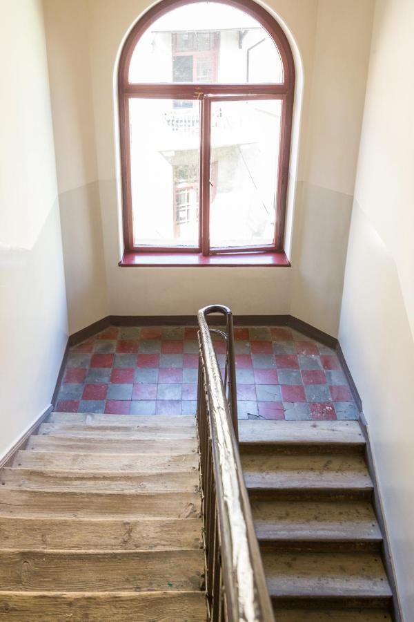 Lovers Nest Apartment Krakow Bagian luar foto