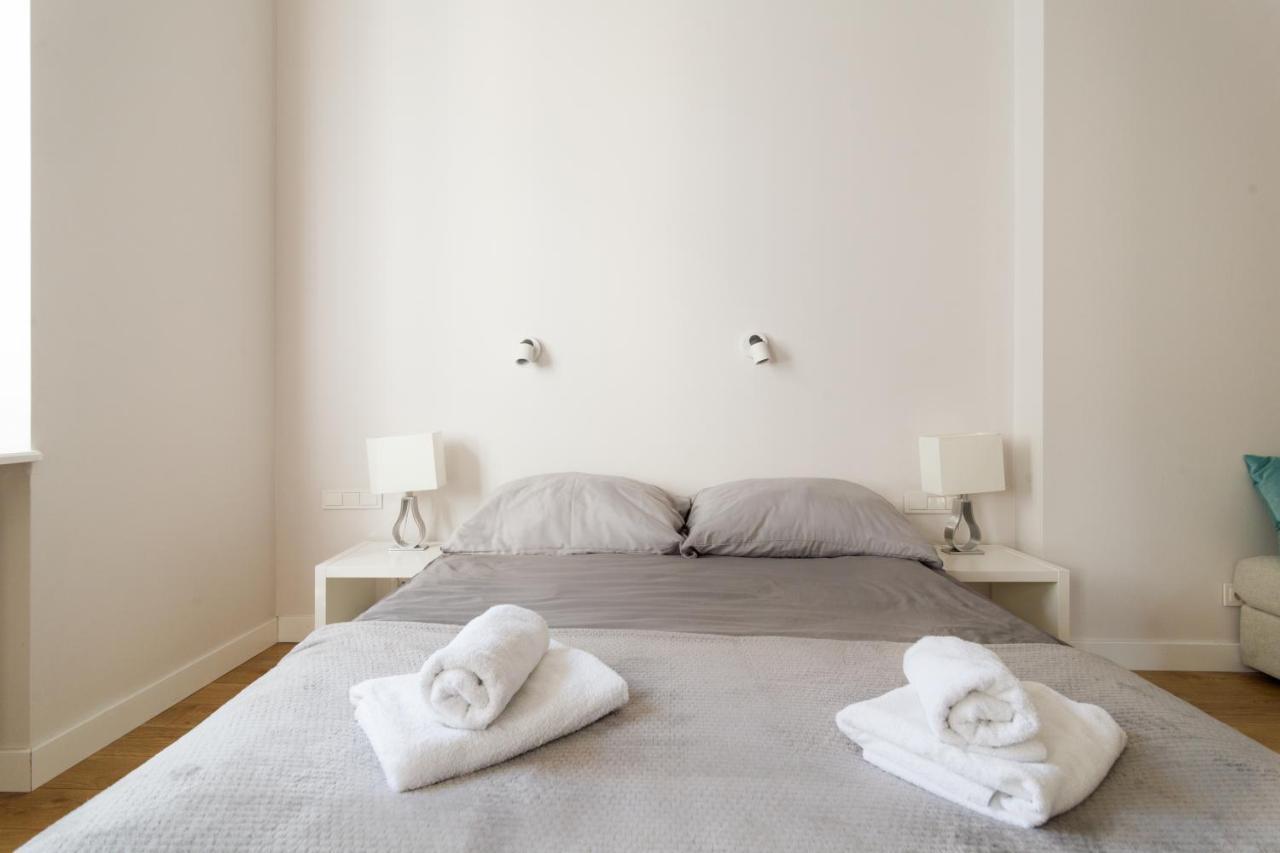 Lovers Nest Apartment Krakow Bagian luar foto